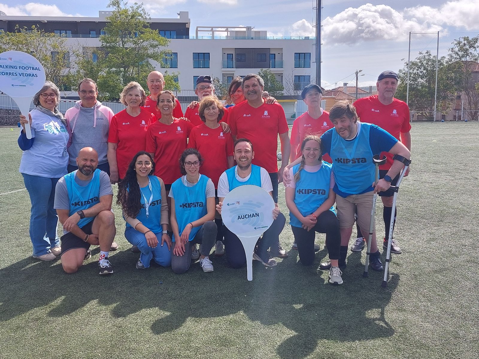 Auchan apoia a RUTIS na promoção do Walking Football, um “novo” desporto mais inclusivo